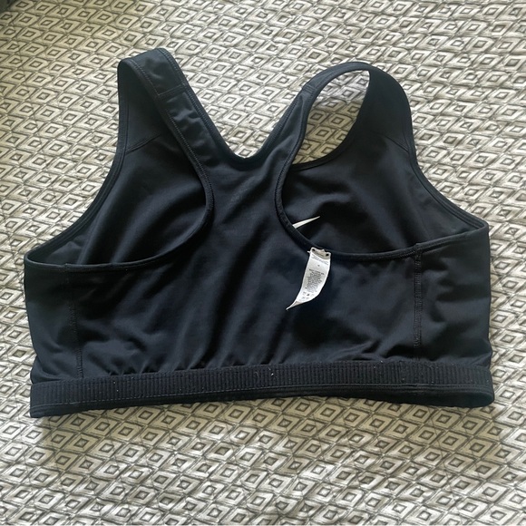 Nike 1X DriFit - Picture 3 of 4